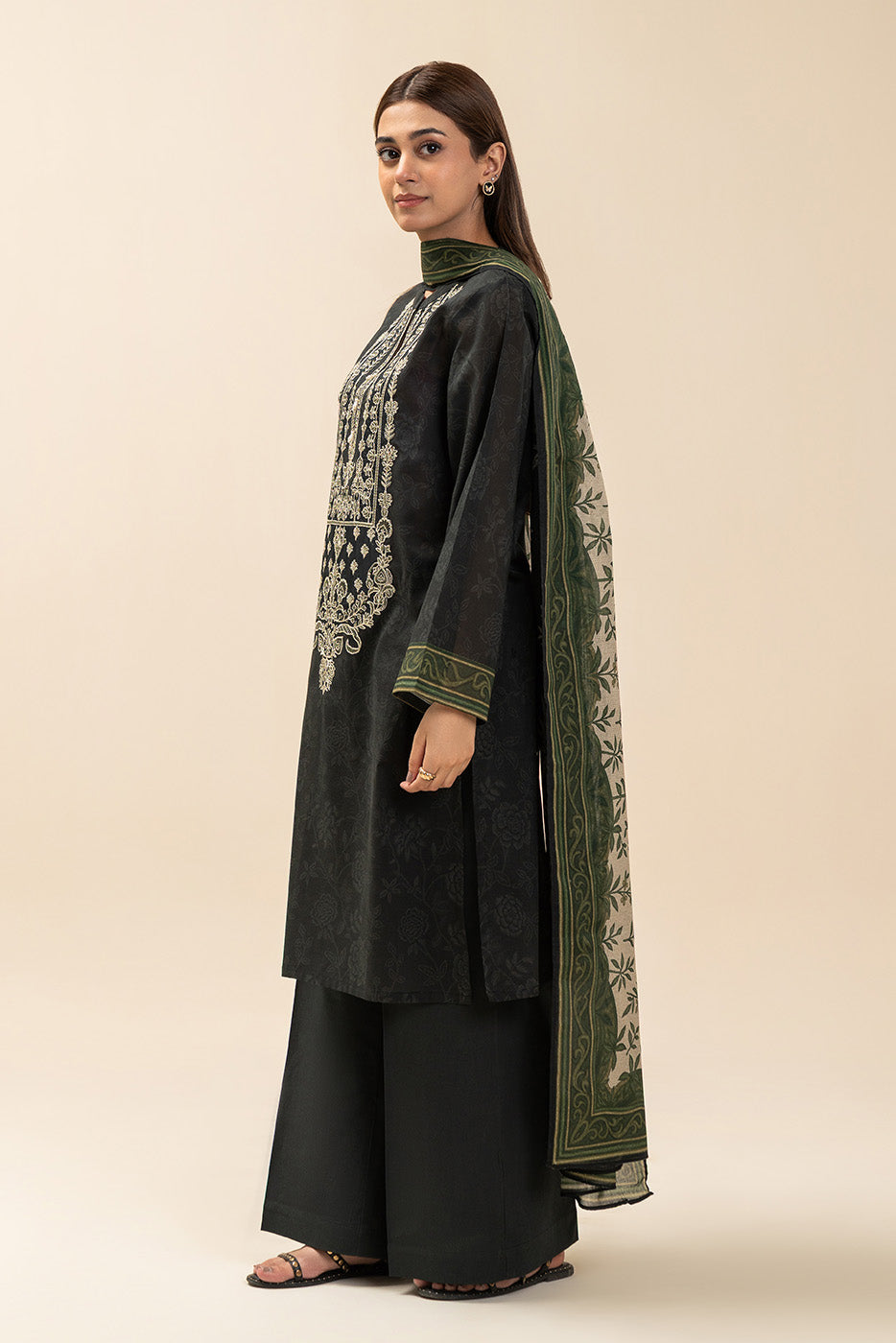 3 PIECE EMBROIDERED LAWN SUIT-BLACK FLINT (UNSTITCHED)
