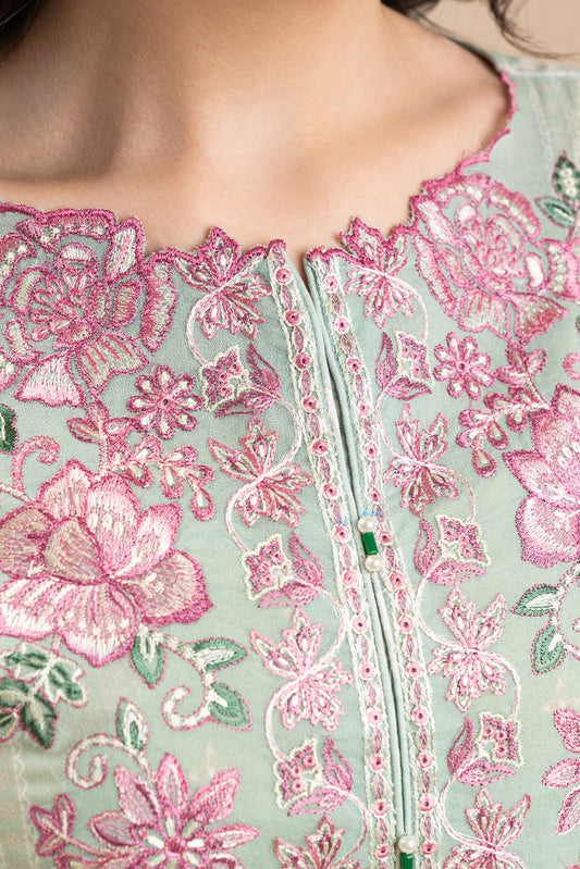 3 PIECE EMBROIDERED LAWN SUIT-GARNET GLINT (UNSTITCHED)