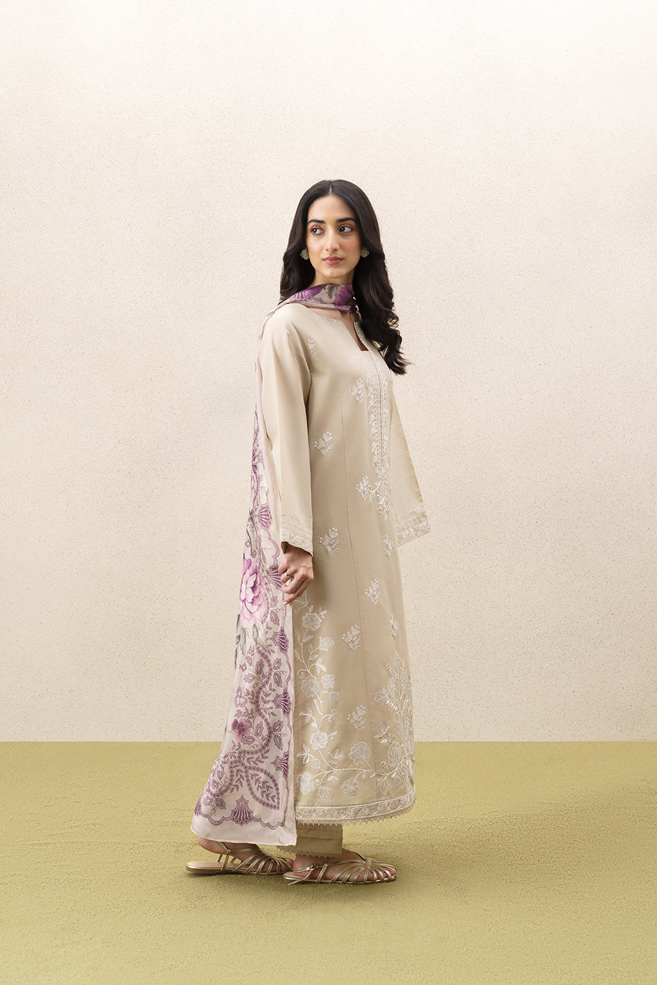3 PIECE EMBROIDERED LAWN SUIT-IVORY GARDEN (UNSTITCHED)