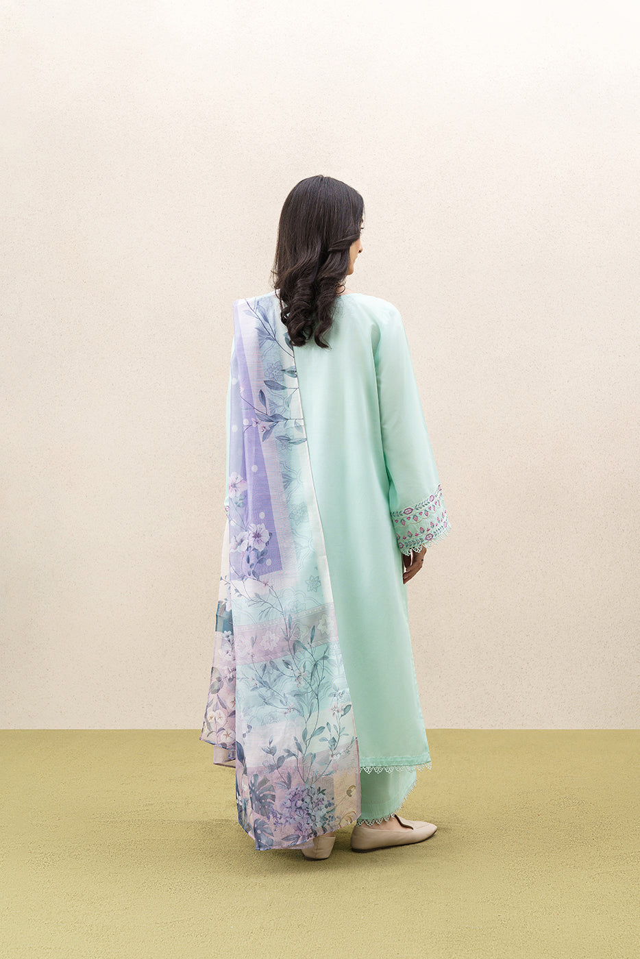 3 PIECE EMBROIDERED LAWN SUIT-SERENE PETAL (UNSTITCHED)