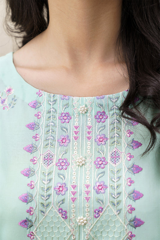 3 PIECE EMBROIDERED LAWN SUIT-SERENE PETAL (UNSTITCHED)