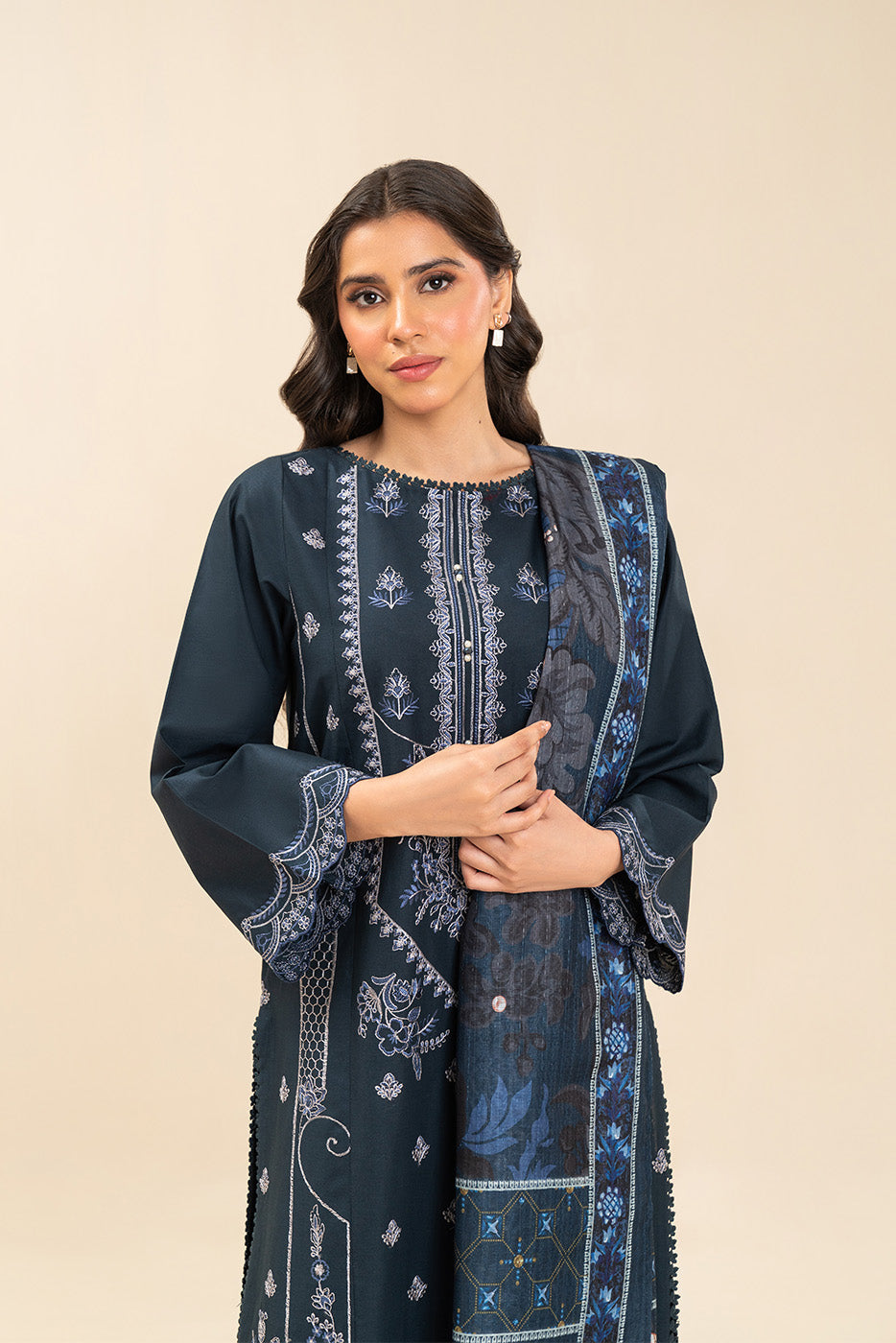 3 PIECE EMBROIDERED LAWN SUIT-MIDNIGHT QUARTZ (UNSTITCHED)
