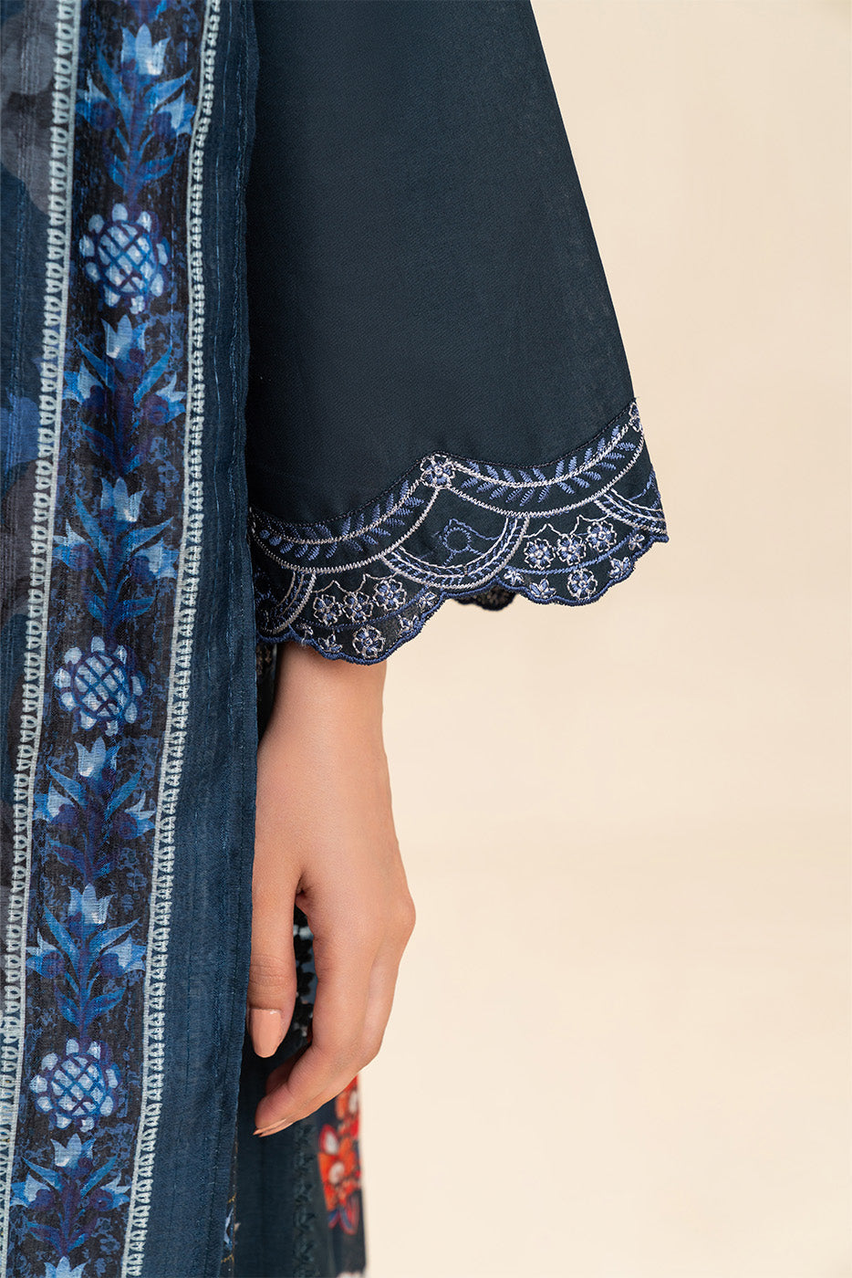 3 PIECE EMBROIDERED LAWN SUIT-MIDNIGHT QUARTZ (UNSTITCHED)