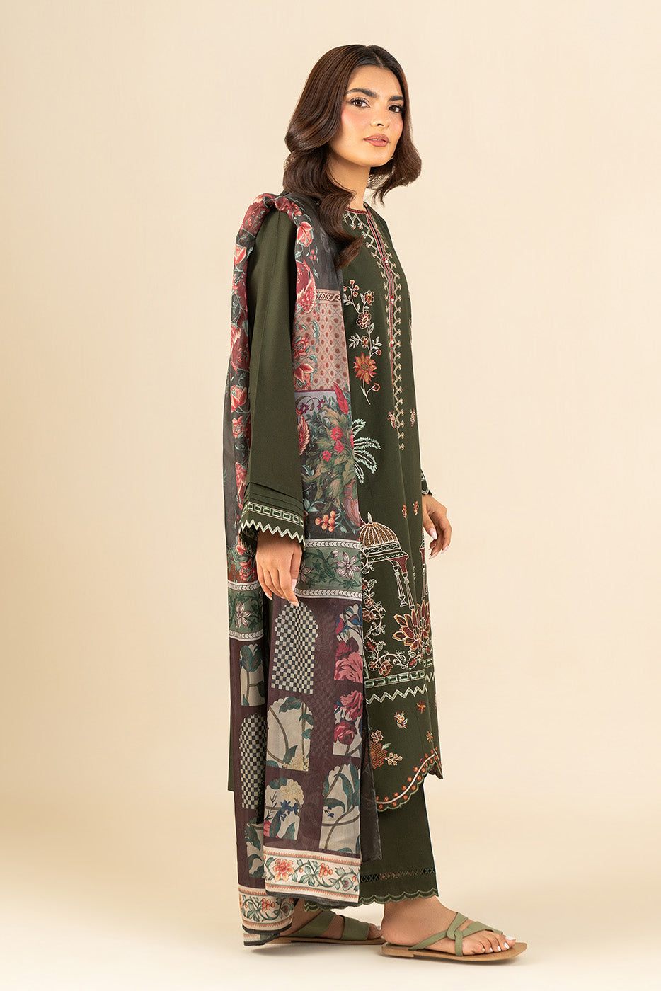 3 PIECE EMBROIDERED LAWN SUIT-FLORAL FOREST (UNSTITCHED)