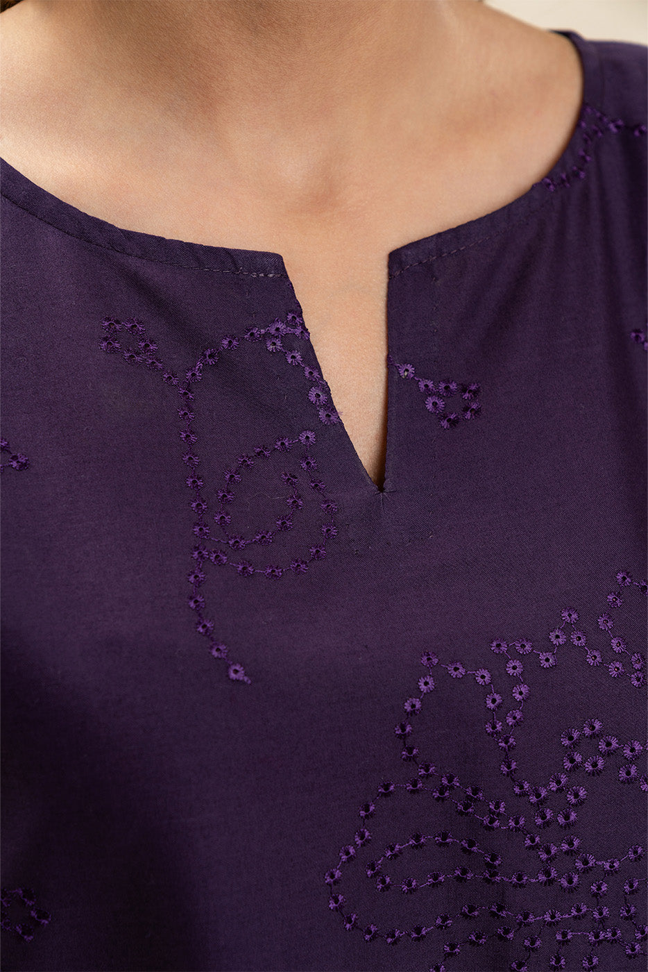 2 PIECE EMBROIDERED LAWN SUIT-NIGHTSHADE (UNSTITCHED)