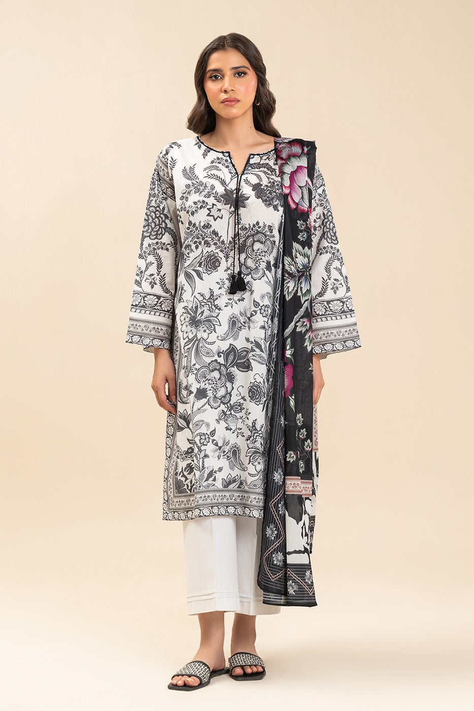 3 PIECE PRINTED LAWN SUIT-MANOR GARDEN (UNSTITCHED)