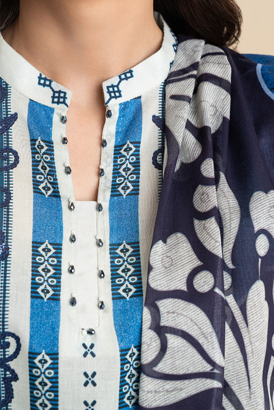 3 PICE PRINTED LAWN SUIT-MAGICIANS BLUE (UNSTITCHED)