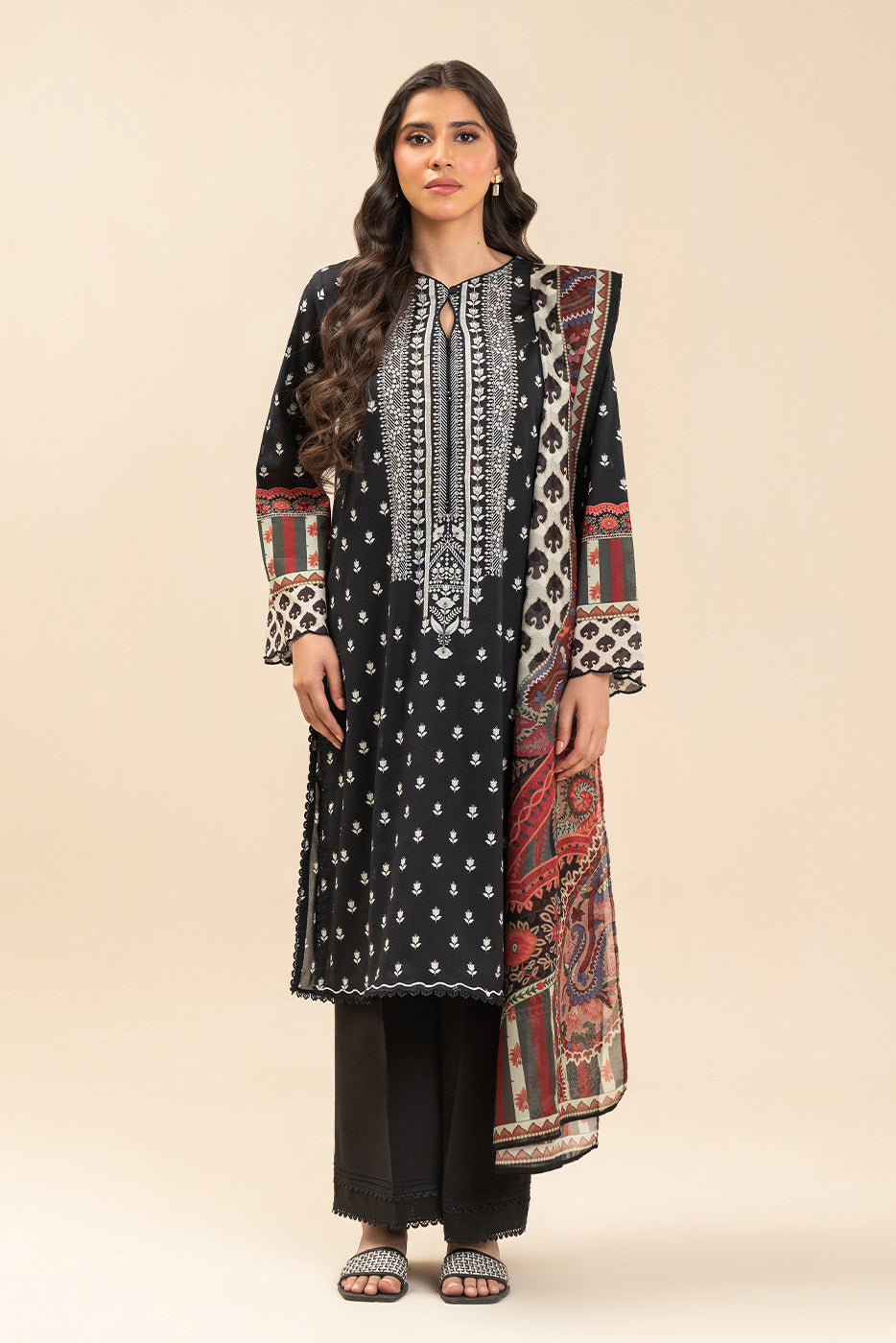3 PIECE PRINTED LAWN SUIT-SOMBER BLACK (UNSTITCHED)