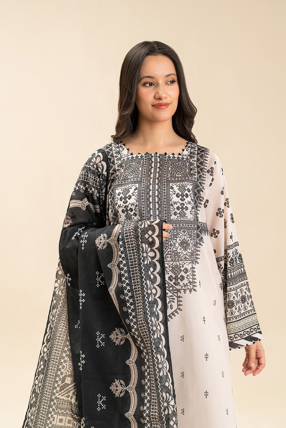 3 PIECE PRINTED LAWN SUIT-MONOCHROME DREAM (UNSTITCHED)