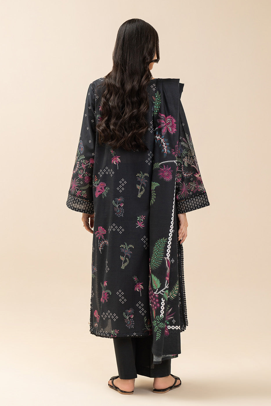 3 PIECE PRINTED LAWN SUIT-EBONY PRISTINE (UNSTITCHED)