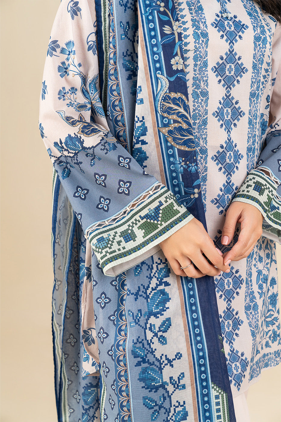 3 PIECE PRINTED LAWN SUIT-MAGICIANS BLUE (UNSTITCHED)