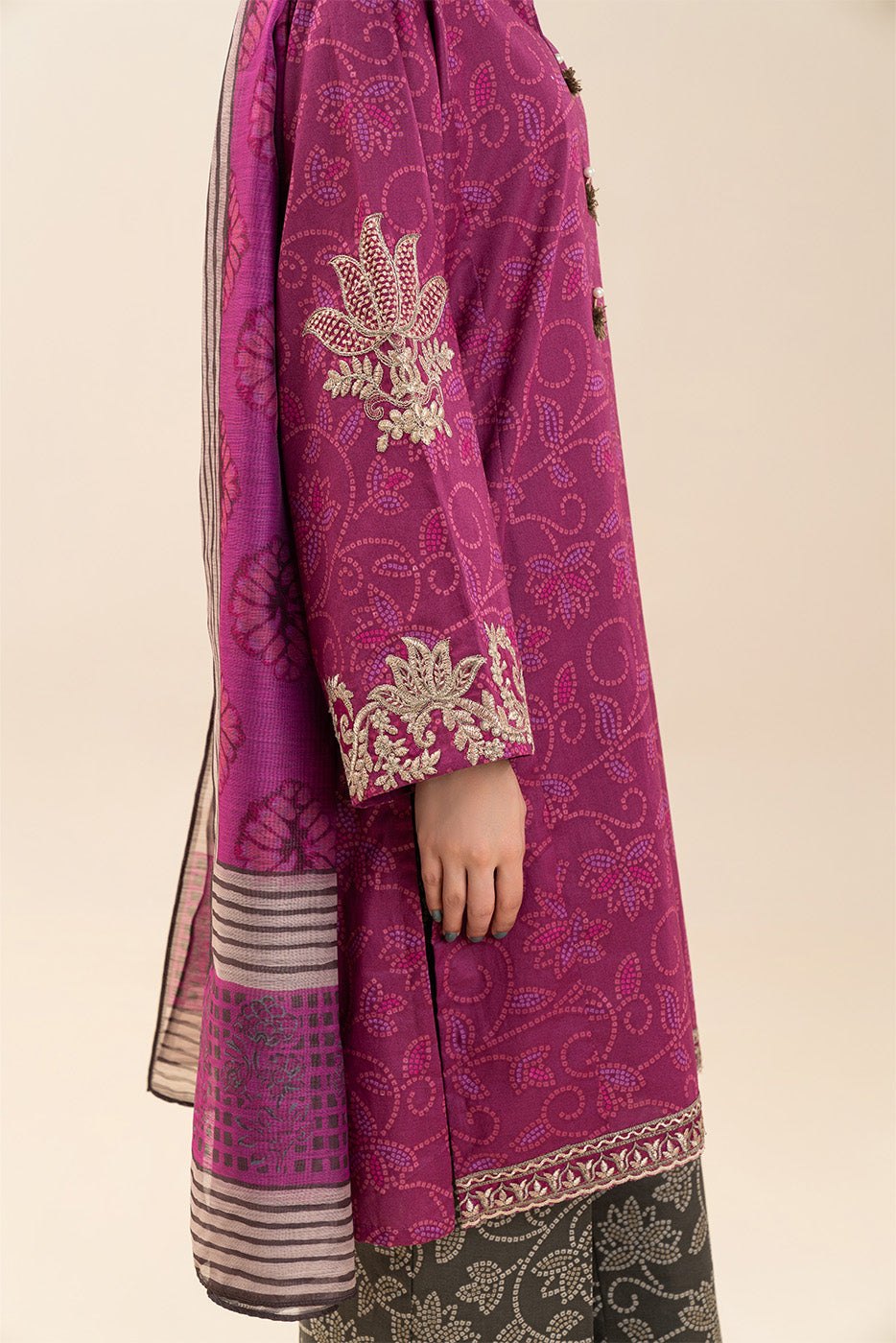 3 PIECE EMBROIDERED LAWN SUIT-NOCTURNAL BERRY (UNSTITCHED)