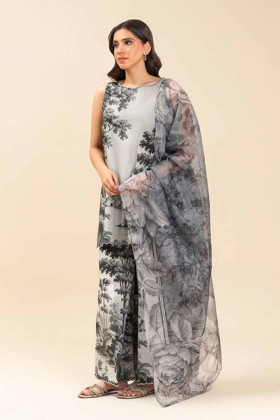 3 PIECE PRINTED LAWN SUIT-EBONY MEADOWS (UNSTITCHED)