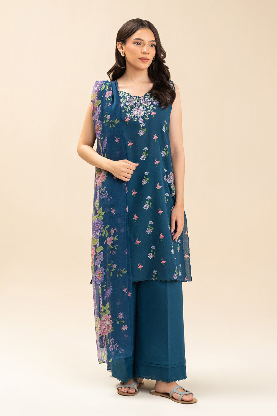 3 PIECE EMBROIDERED LAWN SUIT-FLEUR BLEU (UNSTITCHED)