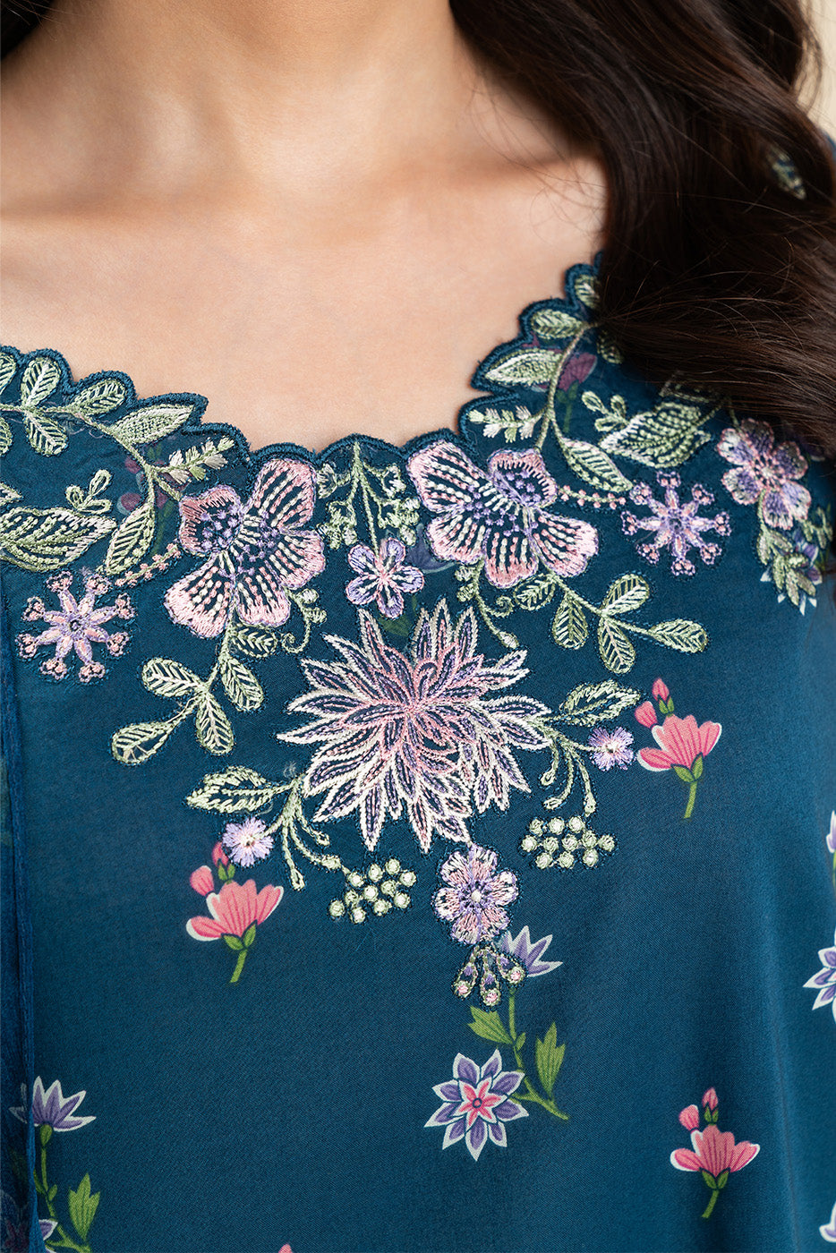 3 PIECE EMBROIDERED LAWN SUIT-FLEUR BLEU (UNSTITCHED)