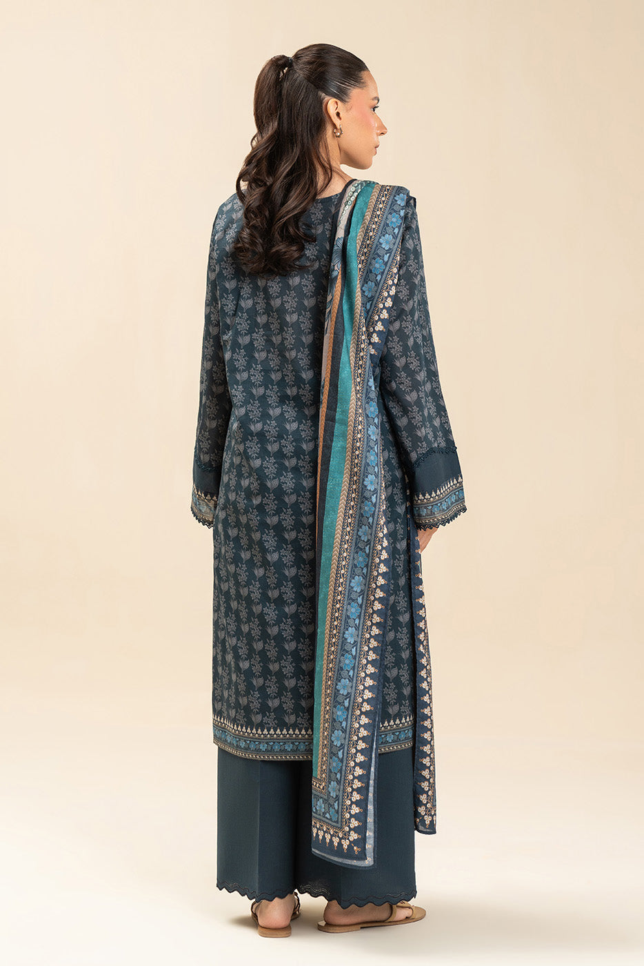 3 PIECE EMBROIDERED LAWN SUIT-MIDNIGHT TRADITION (UNSTITCHED)