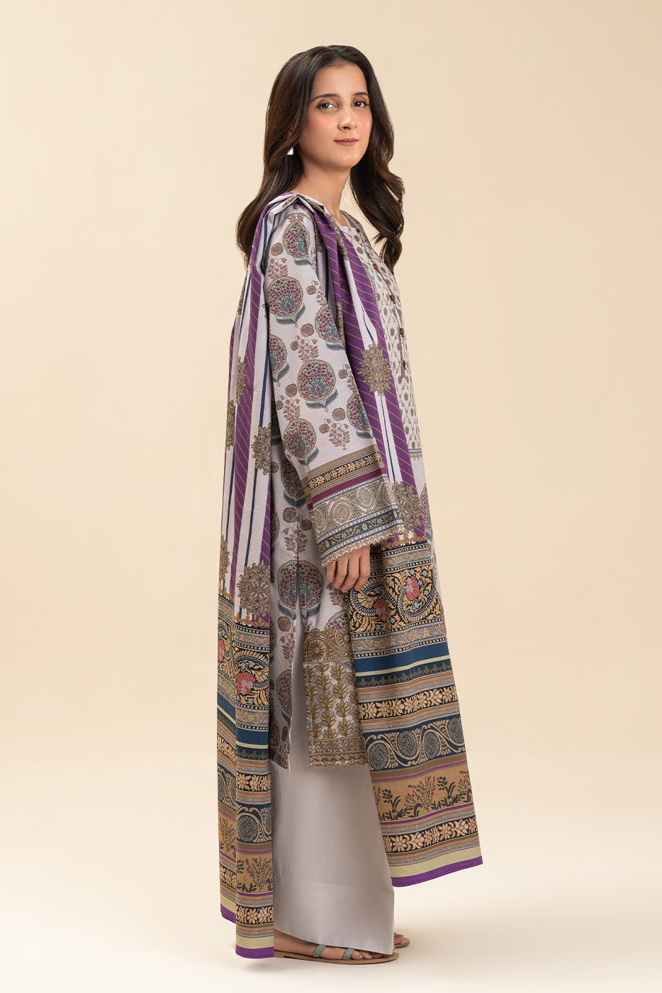 3 PIECE EMBROIDERED LAWN SUIT-SMOKY GLEAM (UNSTITCHED)