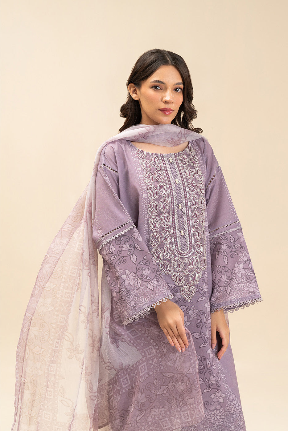 3 PIECE EMBROIDERED LAWN SUIT-LAVENDER SPIRIT (UNSTITCHED)