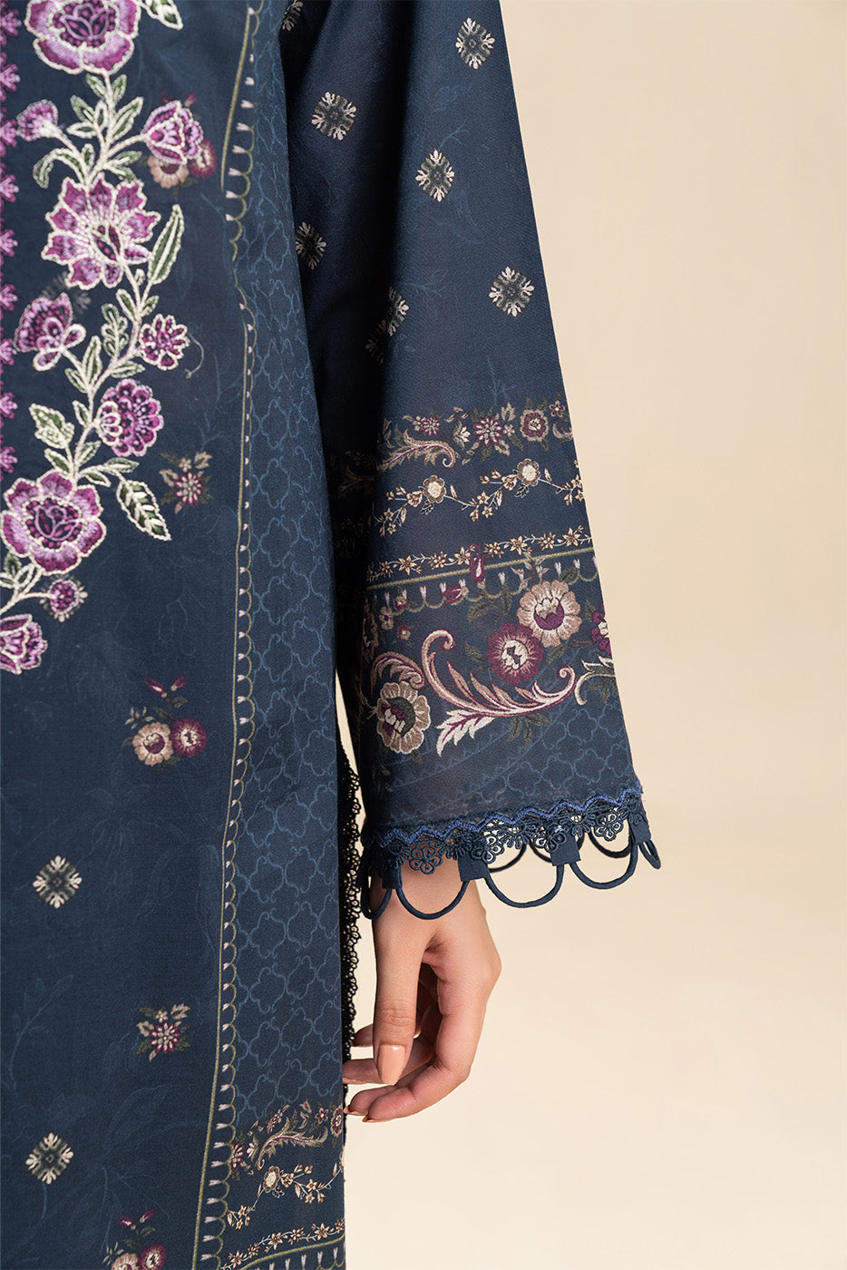 3 PIECE EMBROIDERED LAWN SUIT-BOTANIC AZURE (UNSTITCHED)