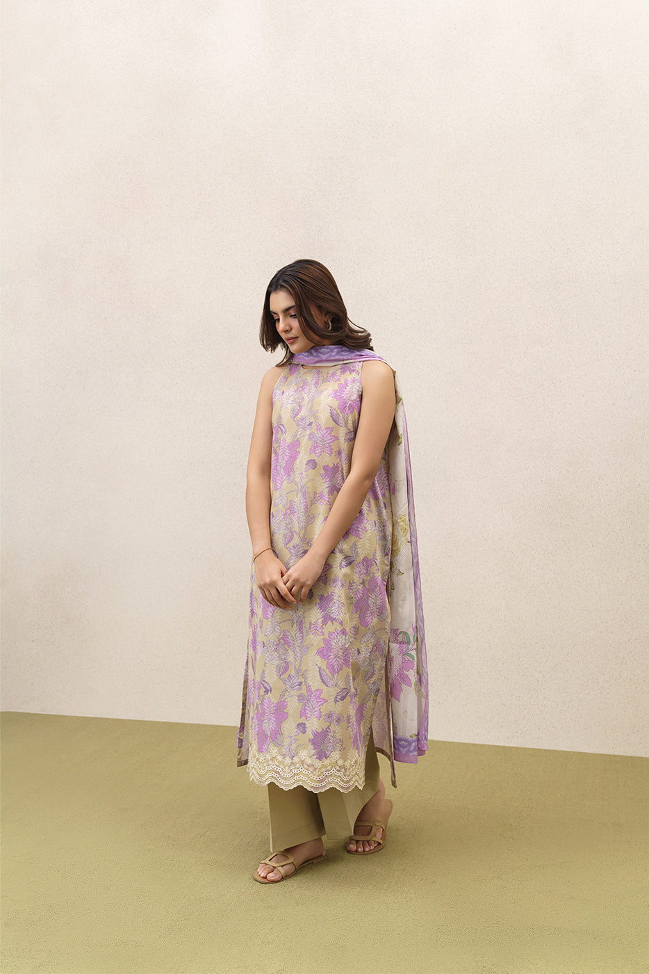 3 PIECE EMBROIDERED LAWN SUIT-LIME VERDANT (UNSTITCHED)