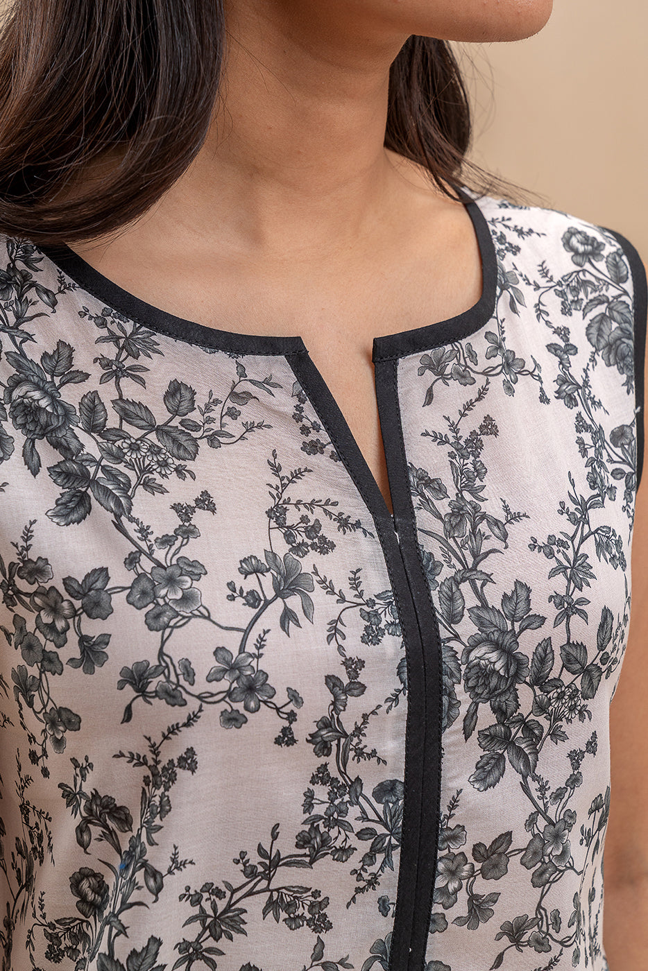 2 PIECE PRINTED LAWN SUIT-RAVEN BLISS (UNSTITCHED)
