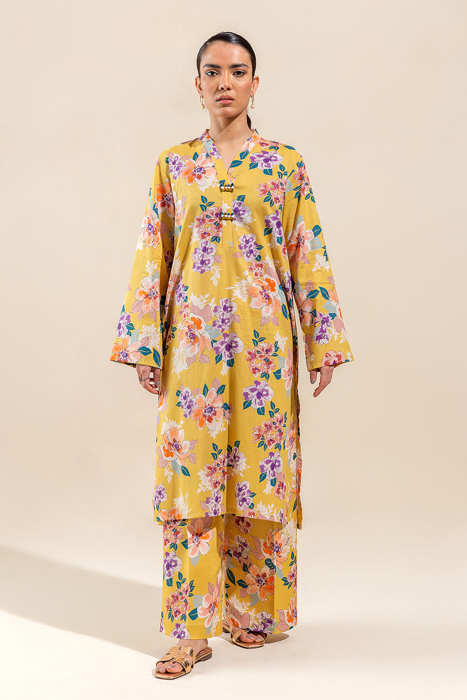 2 PIECE PRINTED LAWN SUIT-FLORAL GOLD (UNSTITCHED)