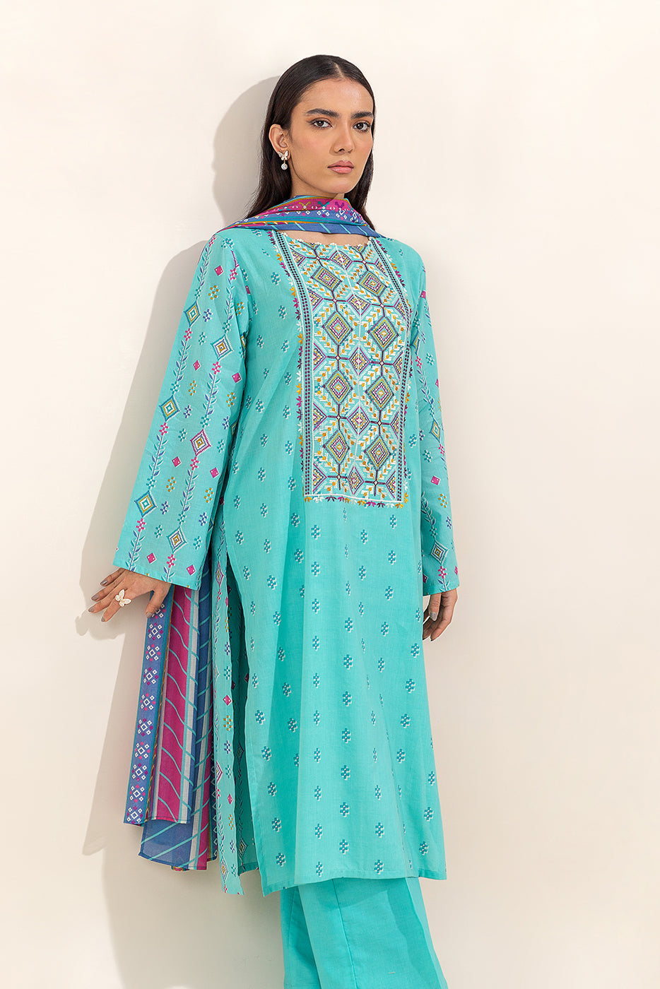 2 PIECE EMBROIDERED LAWN SUIT-REEF WATERS (UNSTITCHED)