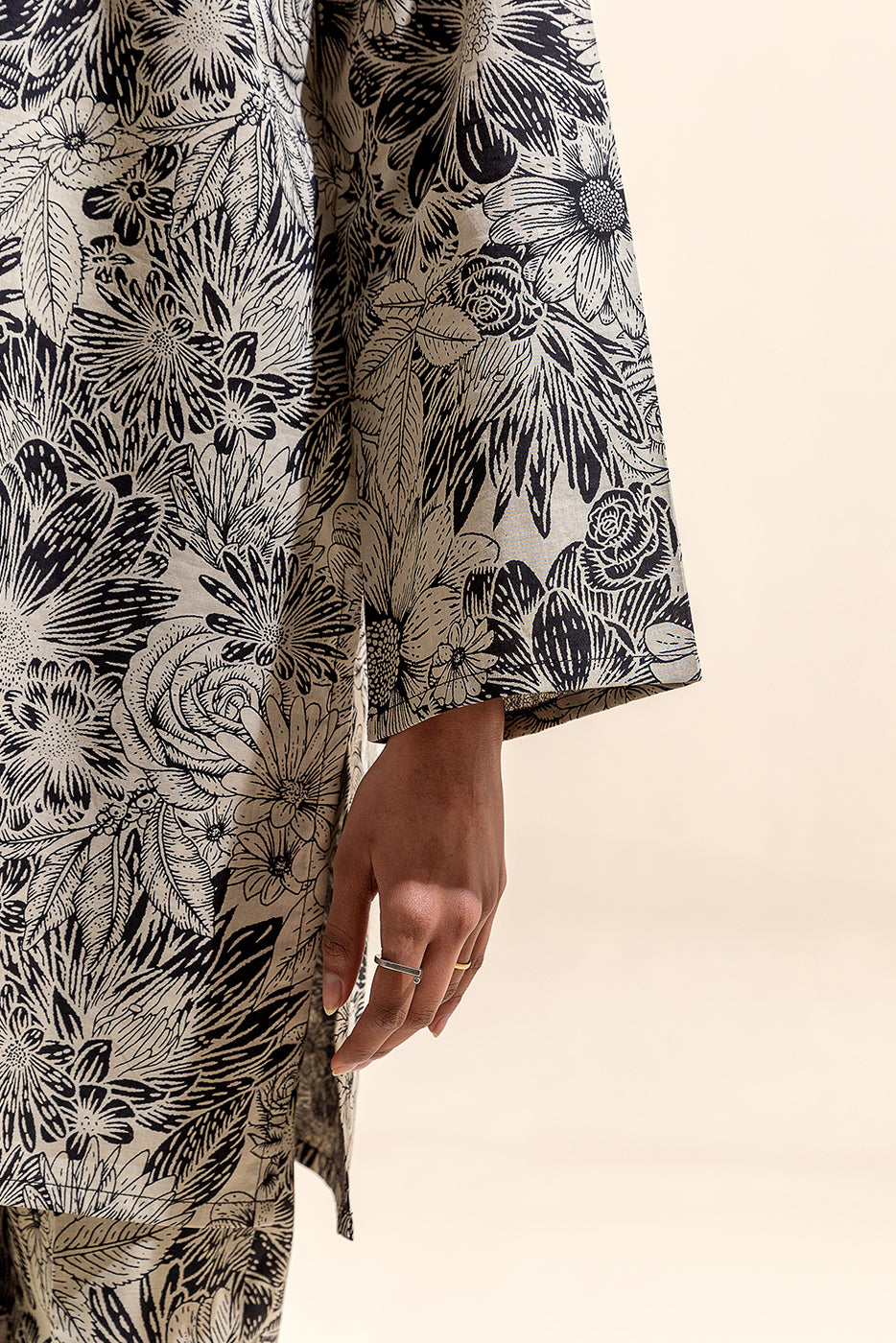 2 PIECE PRINTED LAWN SUIT-YIN YANG (UNSTITCHED)