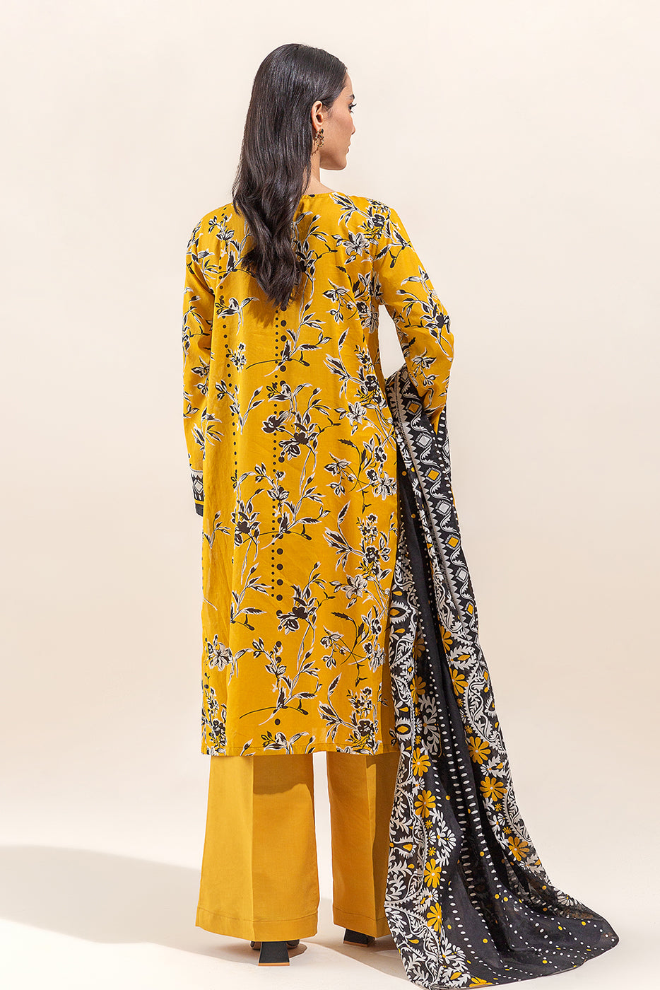 2 PIECE PRINTED LAWN SUIT-YELLOW MIST (UNSTITCHED)