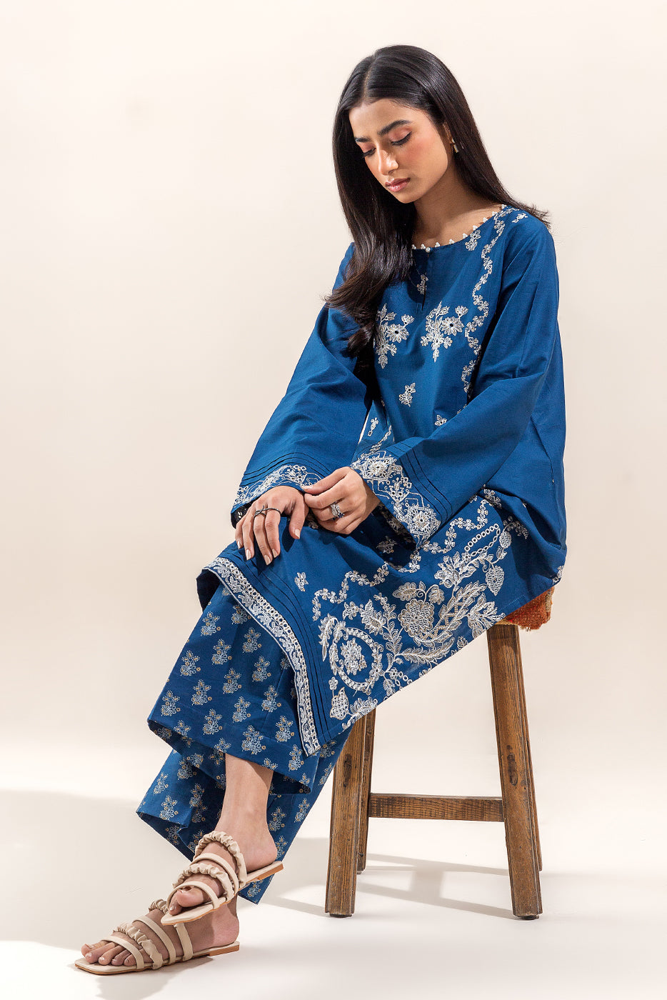 2 PIECE EMBROIDERED LAWN SUIT-MOONLIT OCEAN (UNSTITCHED) - BEECHTREE