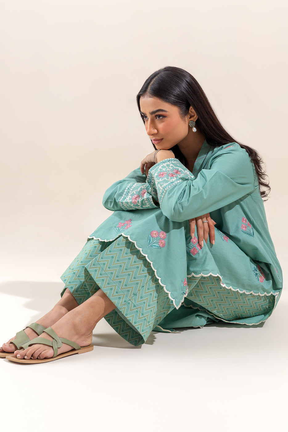 2 PIECE EMBROIDERED LAWN SUIT-DREAM ORNATE (UNSTITCHED) - BEECHTREE