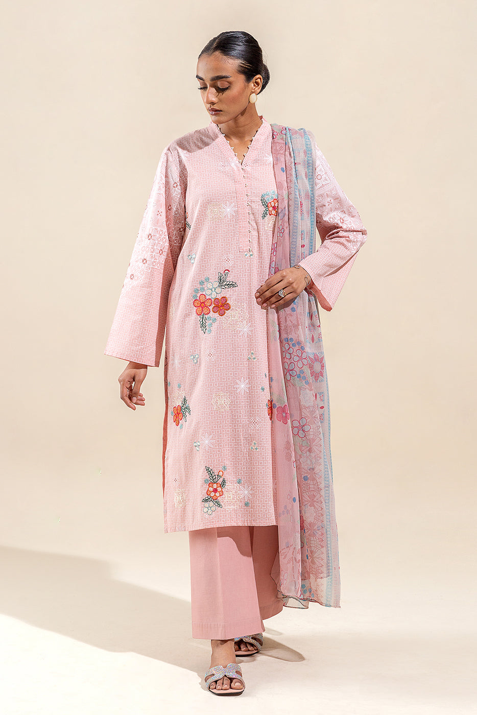 3 PIECE EMBROIDERED LAWN SUIT-ORNATE BLUSH (UNSTITCHED)