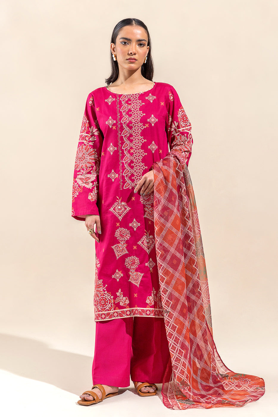 3 PIECE EMBROIDERED LAWN SUIT-SCARLET STONE (UNSTITCHED)