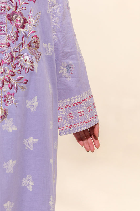 3 PIECE EMBROIDERED LAWN SUIT-FLORET SPRUCE (UNSTITCHED)