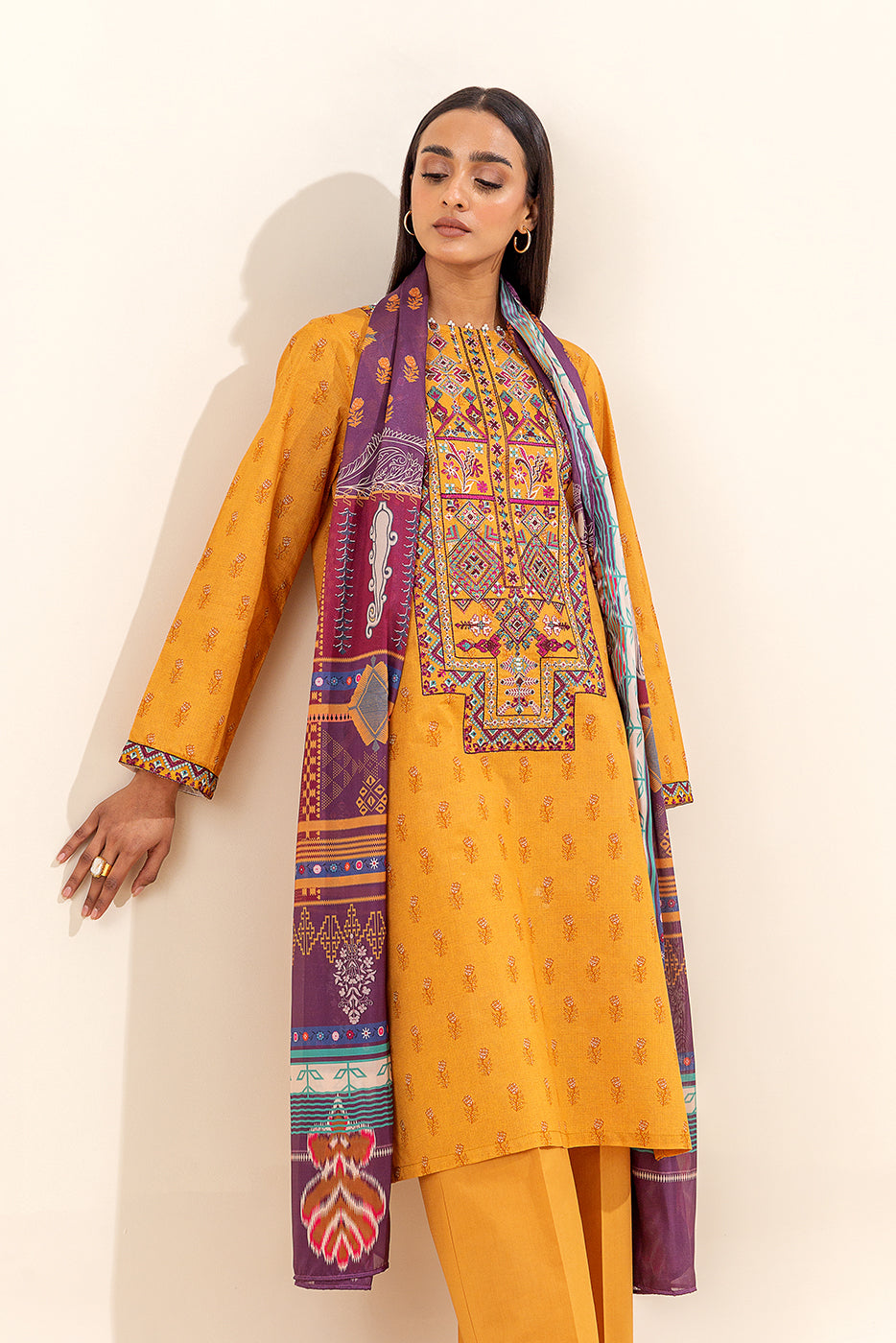 3 PIECE EMBROIDERED LAWN SUIT-SAFFRON GLORY (UNSTITCHED) - BEECHTREE