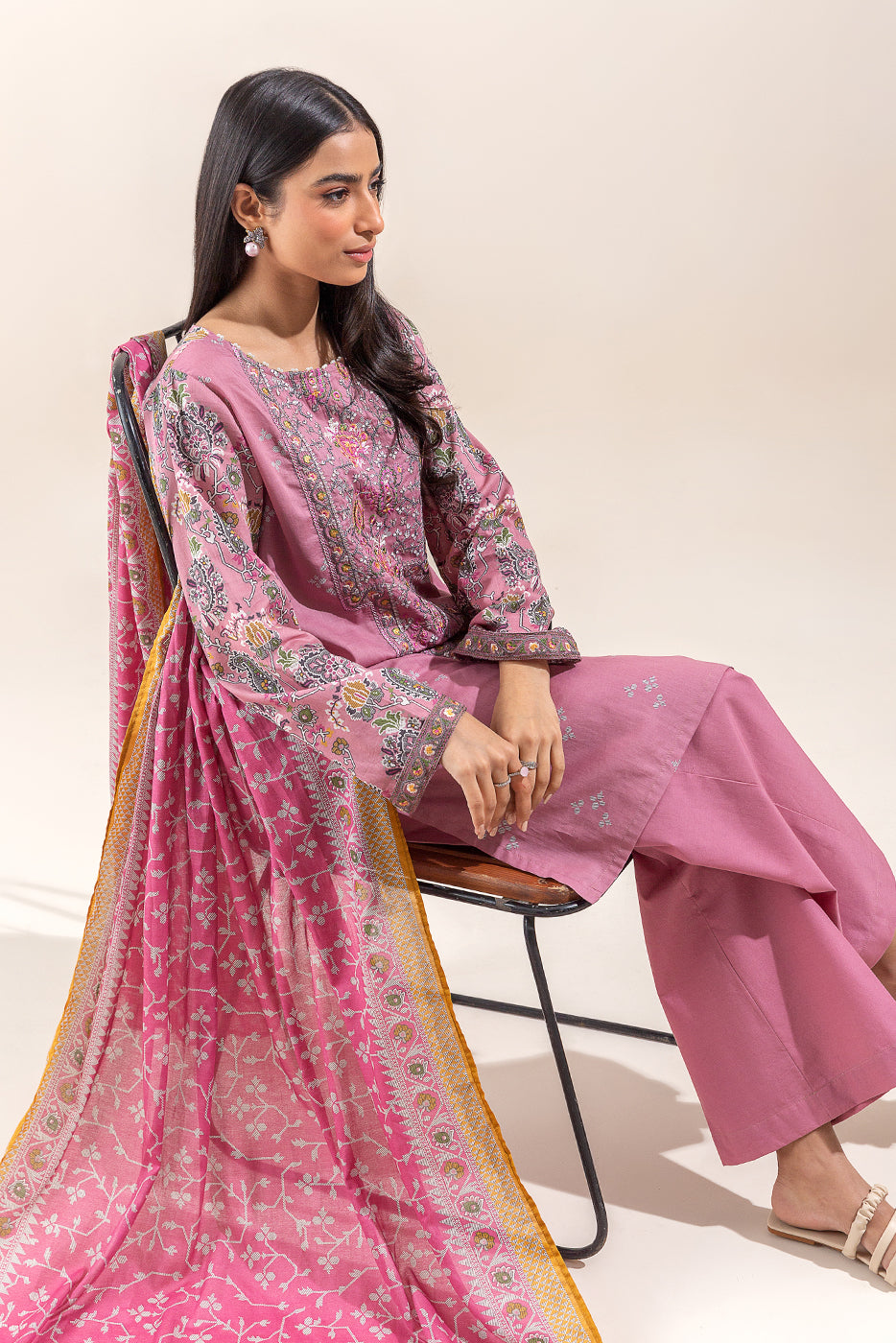 3 PIECE EMBROIDERED LAWN SUIT-BLUSG CRUSH (UNSTITCHED) - BEECHTREE