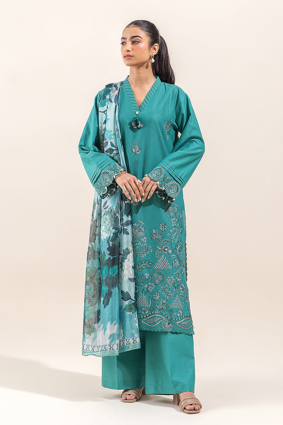 3 PIECE EMBROIDERED LAWN SUIT-CARIBBEAN ALLURE (UNSTITCHED) - BEECHTREE