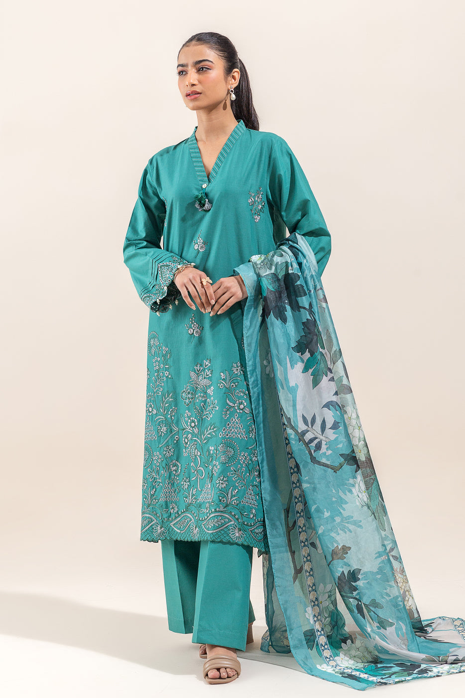 3 PIECE EMBROIDERED LAWN SUIT-CARIBBEAN ALLURE (UNSTITCHED)