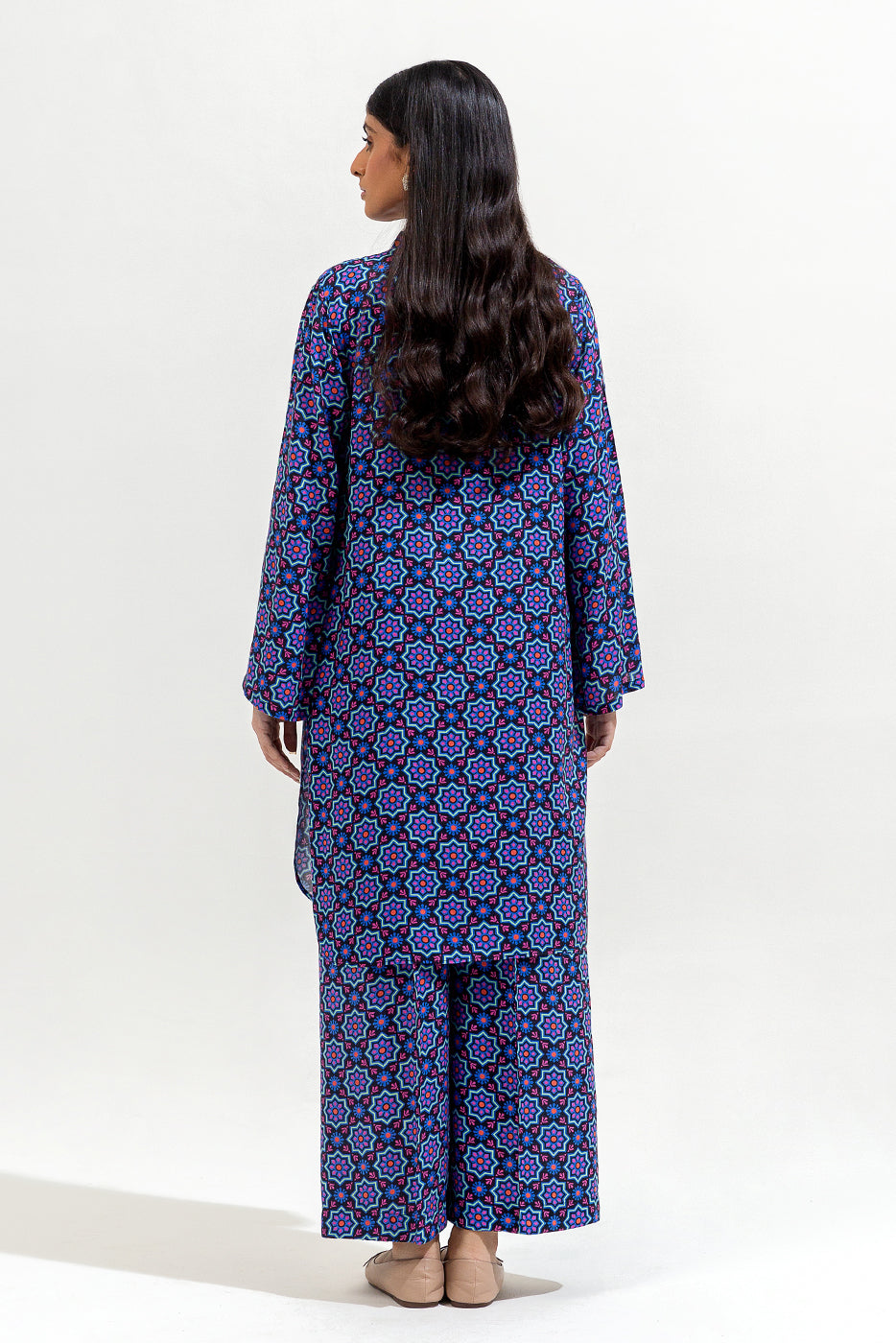 2 PIECE PRINTED VISCOSE SUIT (PRET)