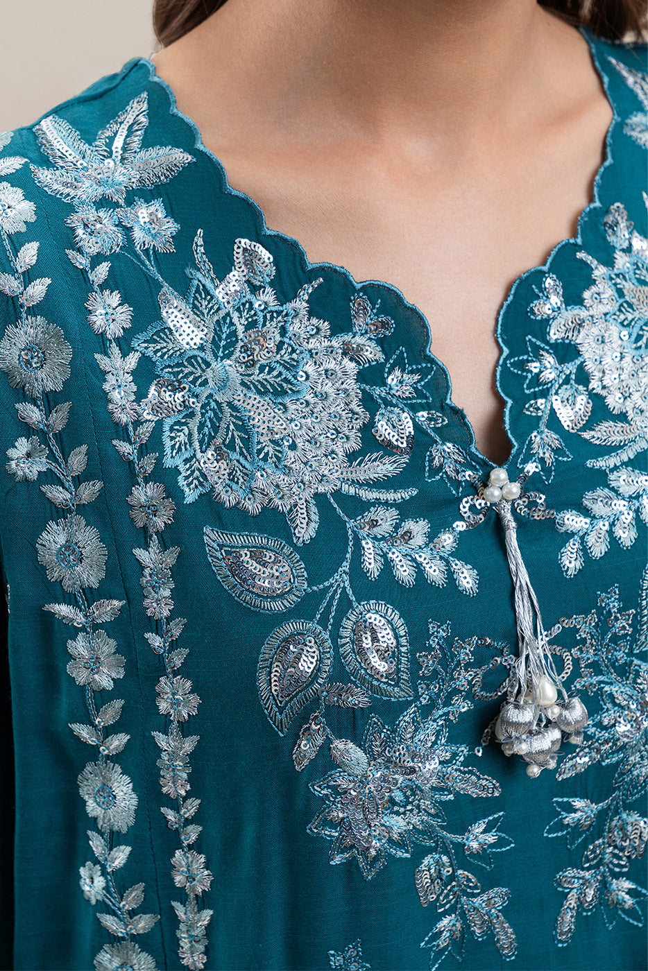 2 PIECE EMBROIDERED RAW SILK SUIT (LUXURY-PRET)