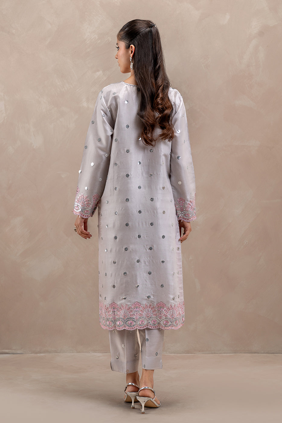 2 PIECE EMBROIDERED SILK SUIT (LUXURY-PRET)