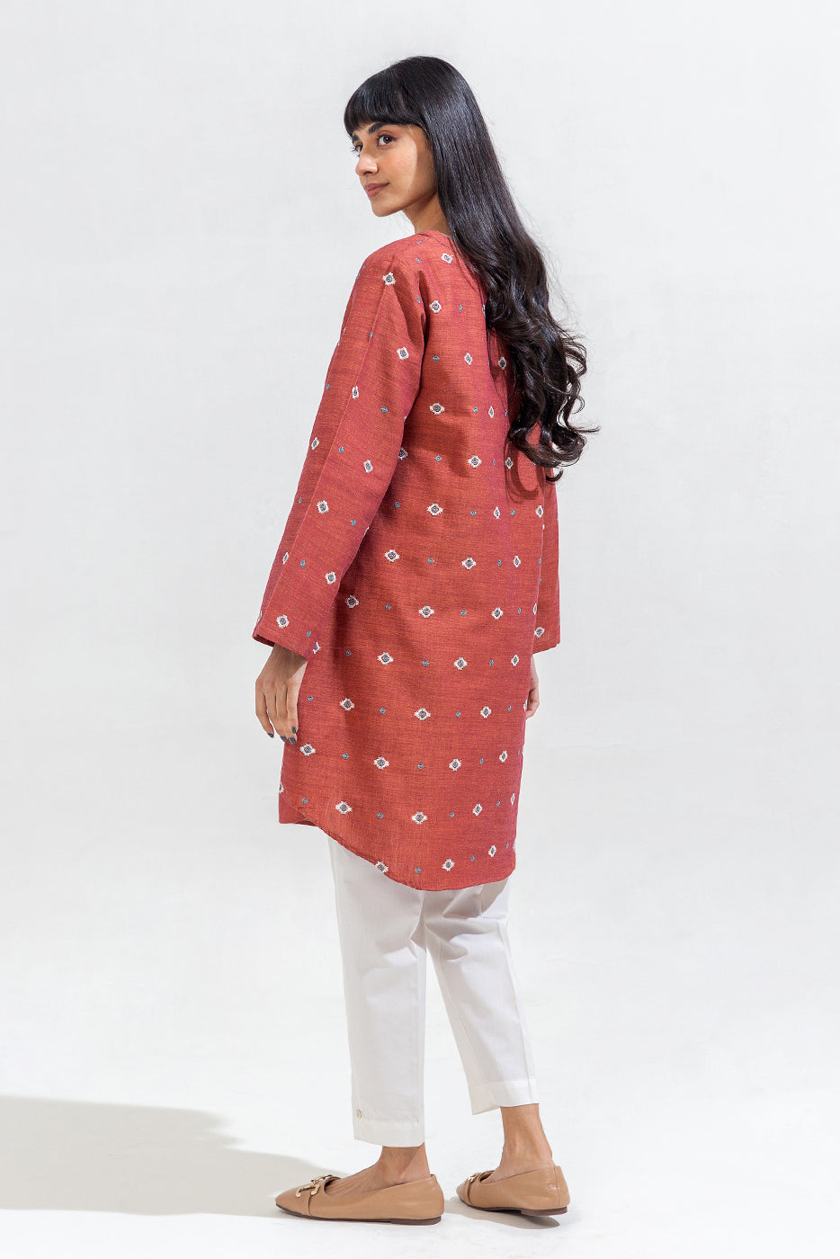 EMBROIDERED CHAMBRAY SHIRT (PRET)