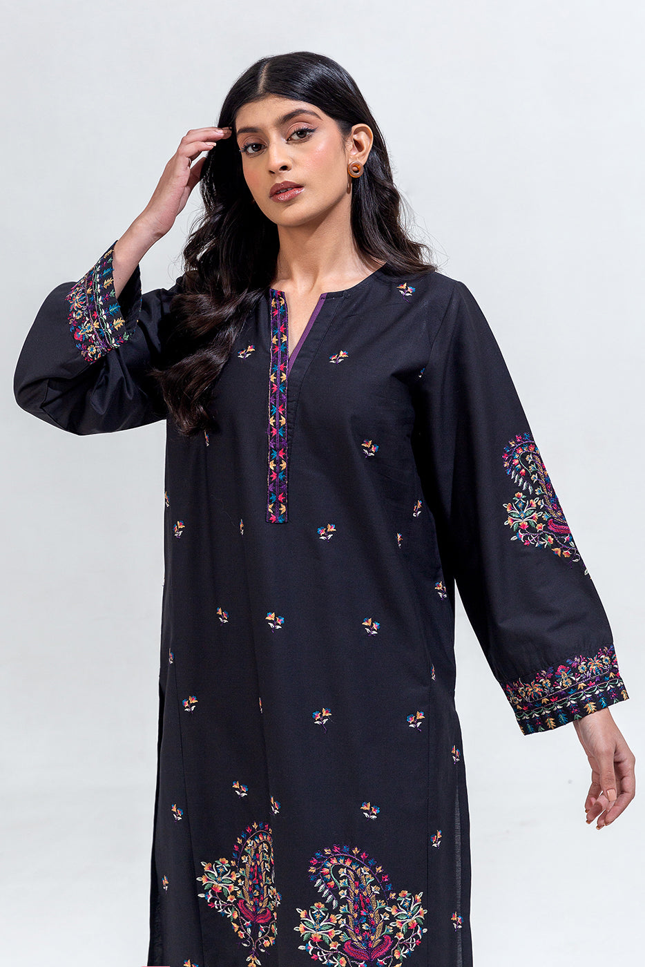 2 PIECE EMBROIDERED CAMBRIC SUIT (PRET)