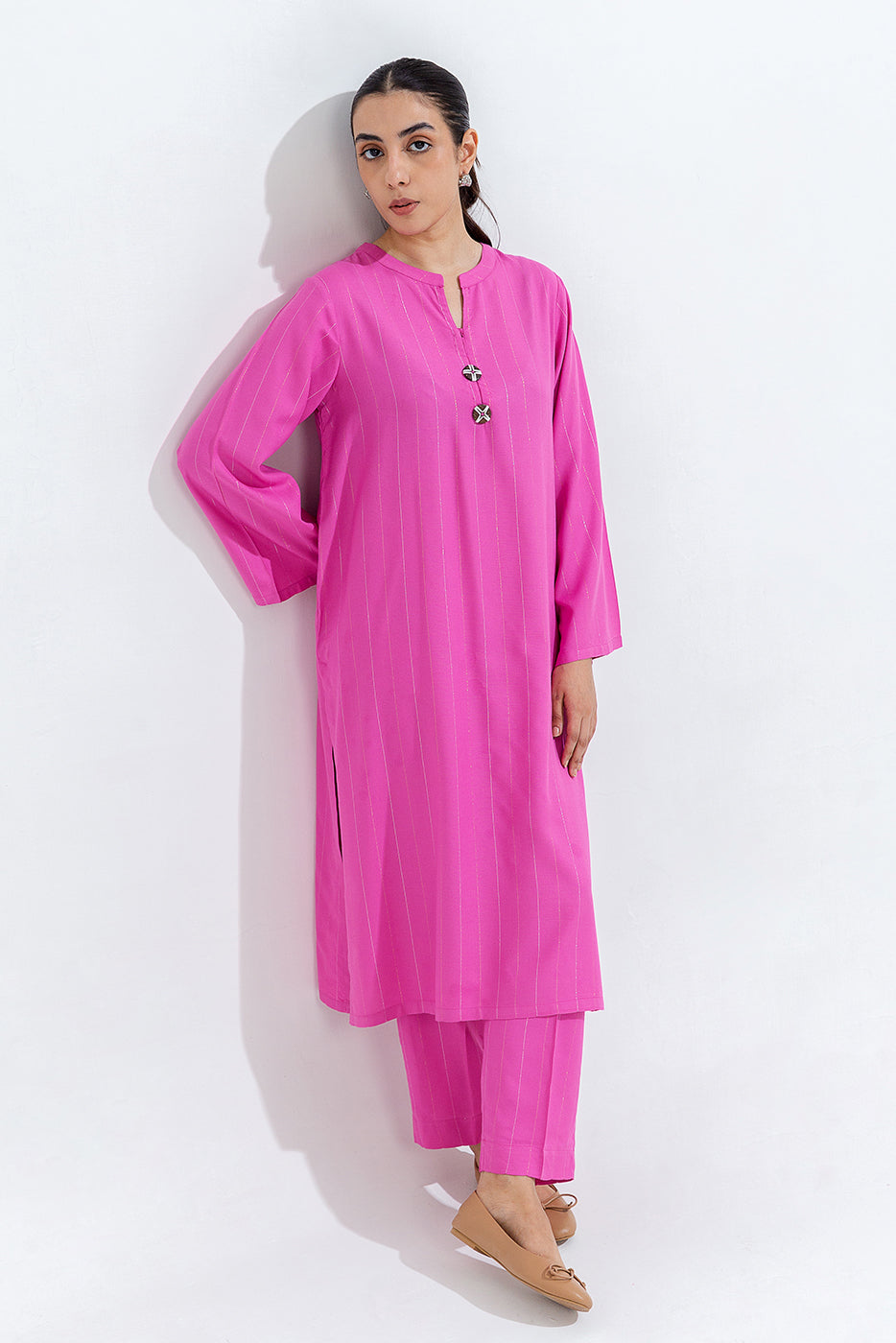 2 PIECE EMBROIDERED VISCOSE SUIT (PRET)