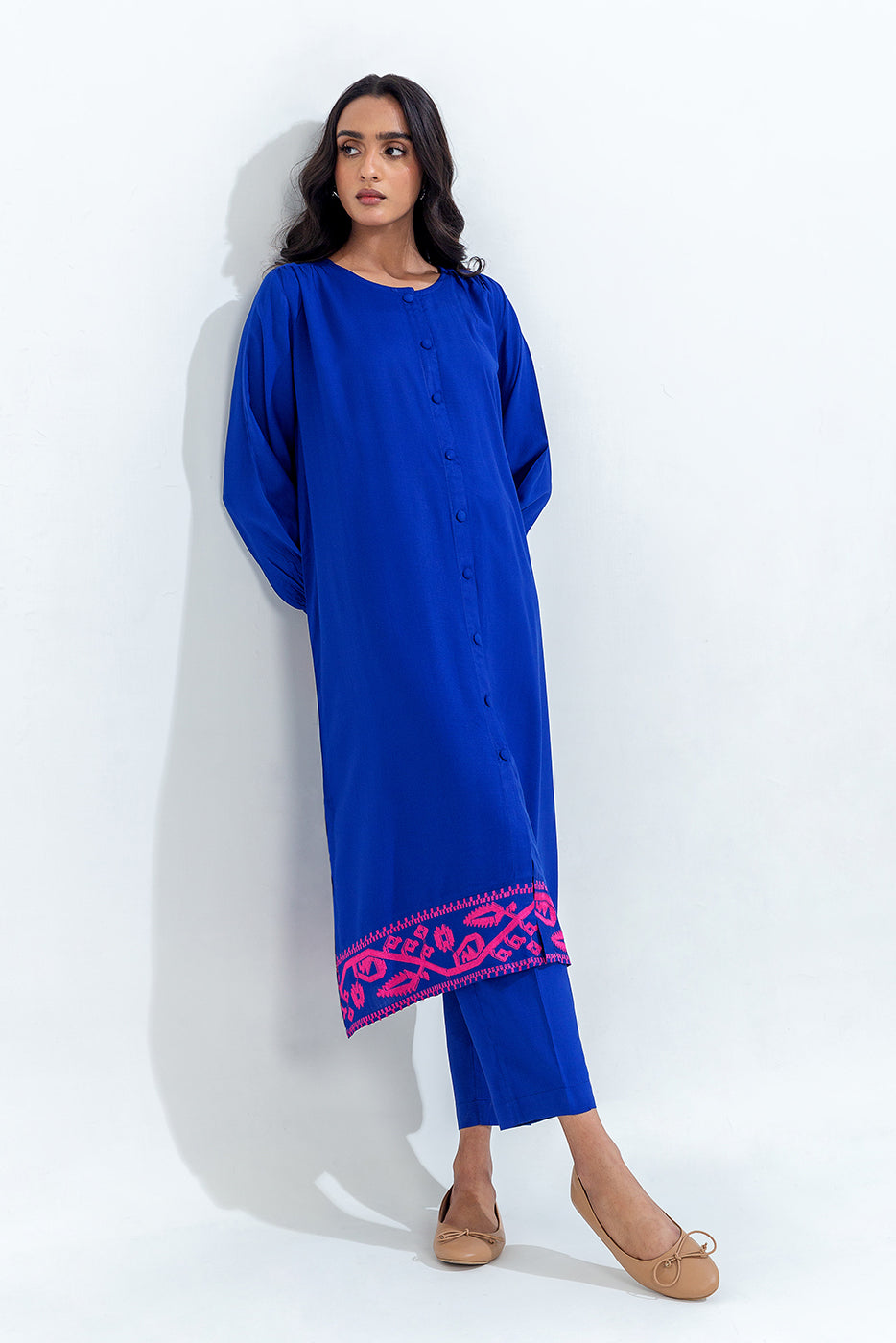 2 PIECE EMBROIDERED VISCOSE SUIT (PRET)