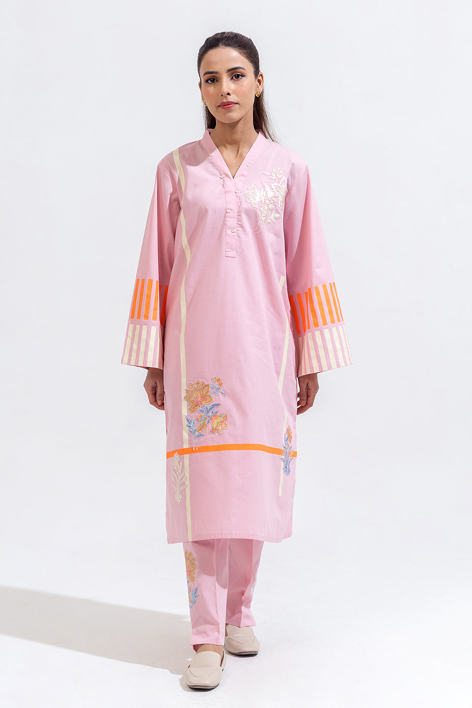 2 PIECE EMBROIDERED CAMBRIC SUIT (PRET)