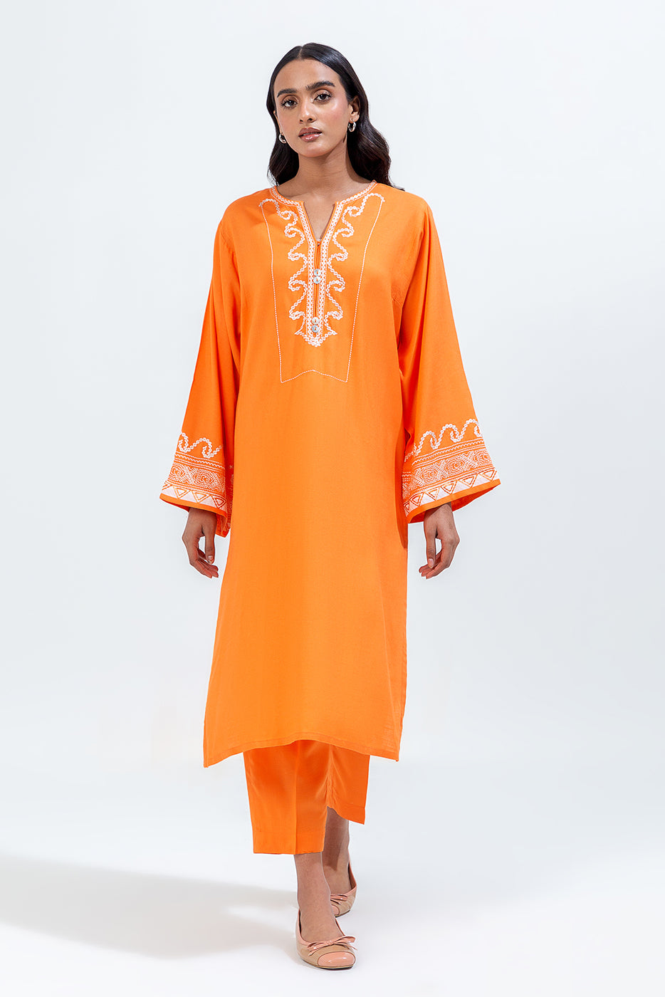 2 PIECE EMBROIDERED VISCOSE SUIT (PRET)