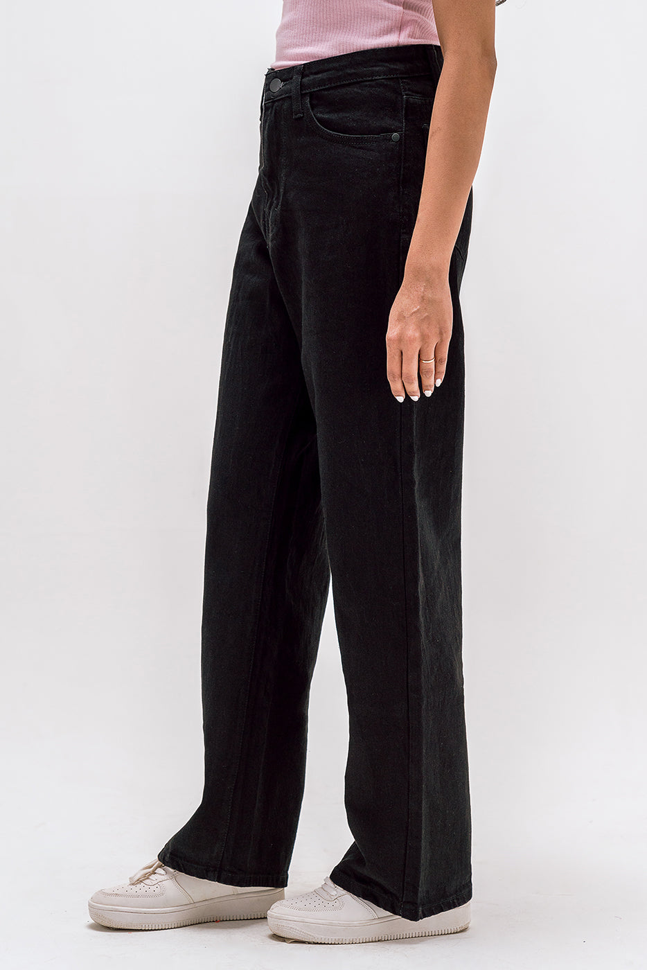 HIGH-RISE WIDE LEG JEANS