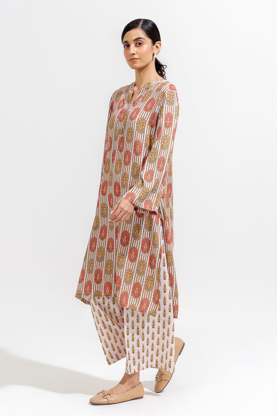 2 PIECE PRINTED VISCOSE SUIT (PRET)