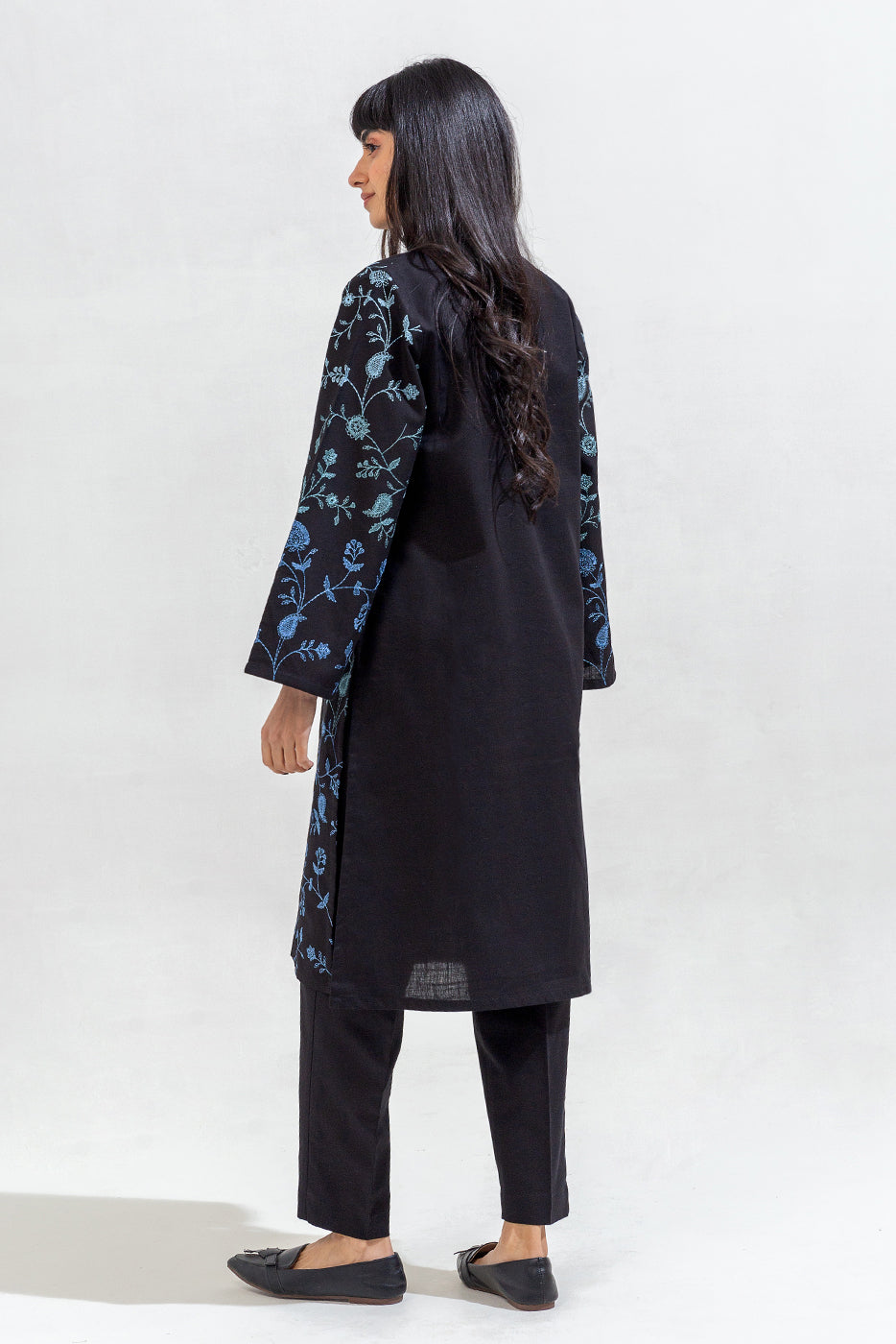 2 PIECE EMBROIDERED KHADDAR SUIT (PRET)